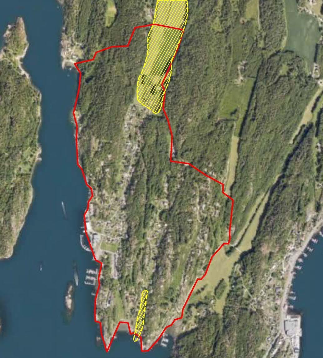 Figur 2. Flyfoto fra www.norgeibilder.no tatt 12.10.2017 med delområde 13 (rødt) og potensielle. - Klikk for stort bilde